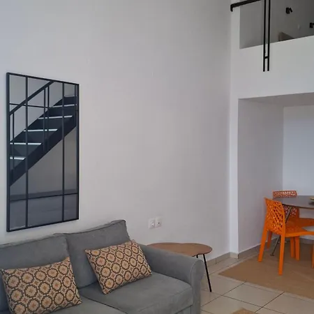 Aparthotel Yacinthos 2*