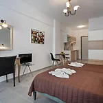 Yacinthos Hotel apartamentowy 2*