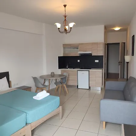 Yacinthos Aparthotel 2*