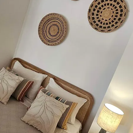 Yacinthos Aparthotel