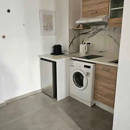 Aparthotel Yacinthos 2*