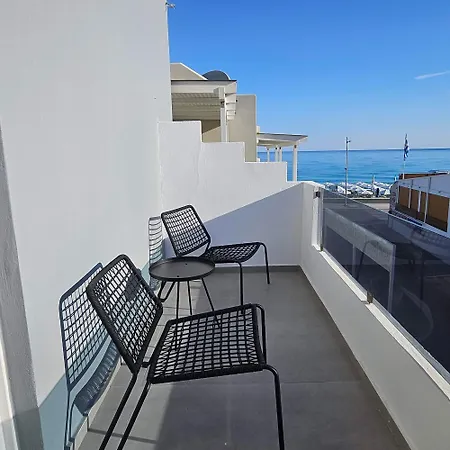 Yacinthos Aparthotel 2*