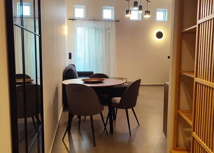 Aparthotel Yacinthos 2*