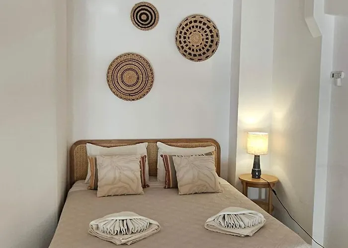 Yacinthos Aparthotel 2*