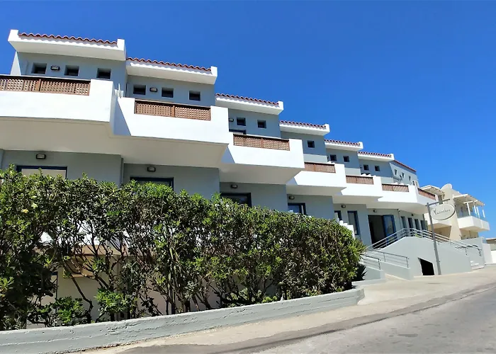 Yacinthos Apartmanhotel