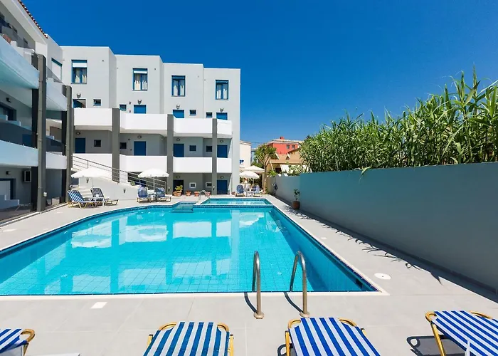 Aparthotel Yacinthos 2*