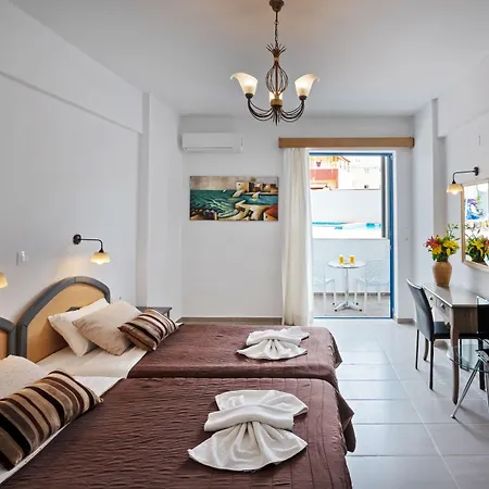 Yacinthos Apartahotel Rétino