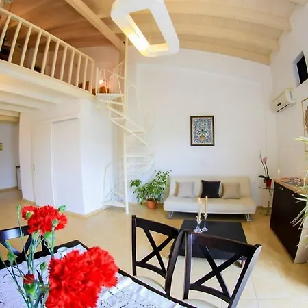 Yacinthos Apartahotel Rétino