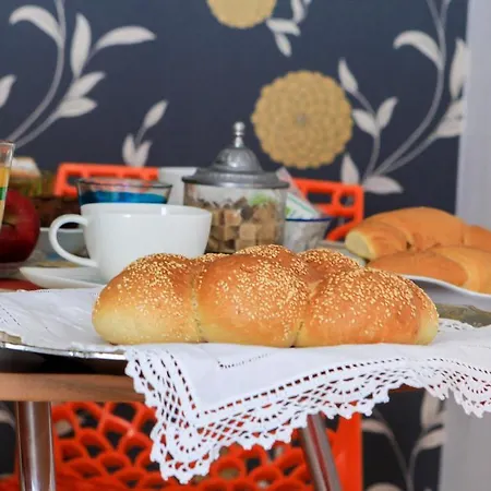 Yacinthos Lejlighedshotel 2*