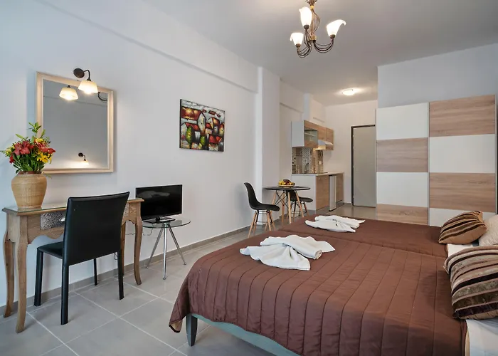 Yacinthos Lejlighedshotel 2*